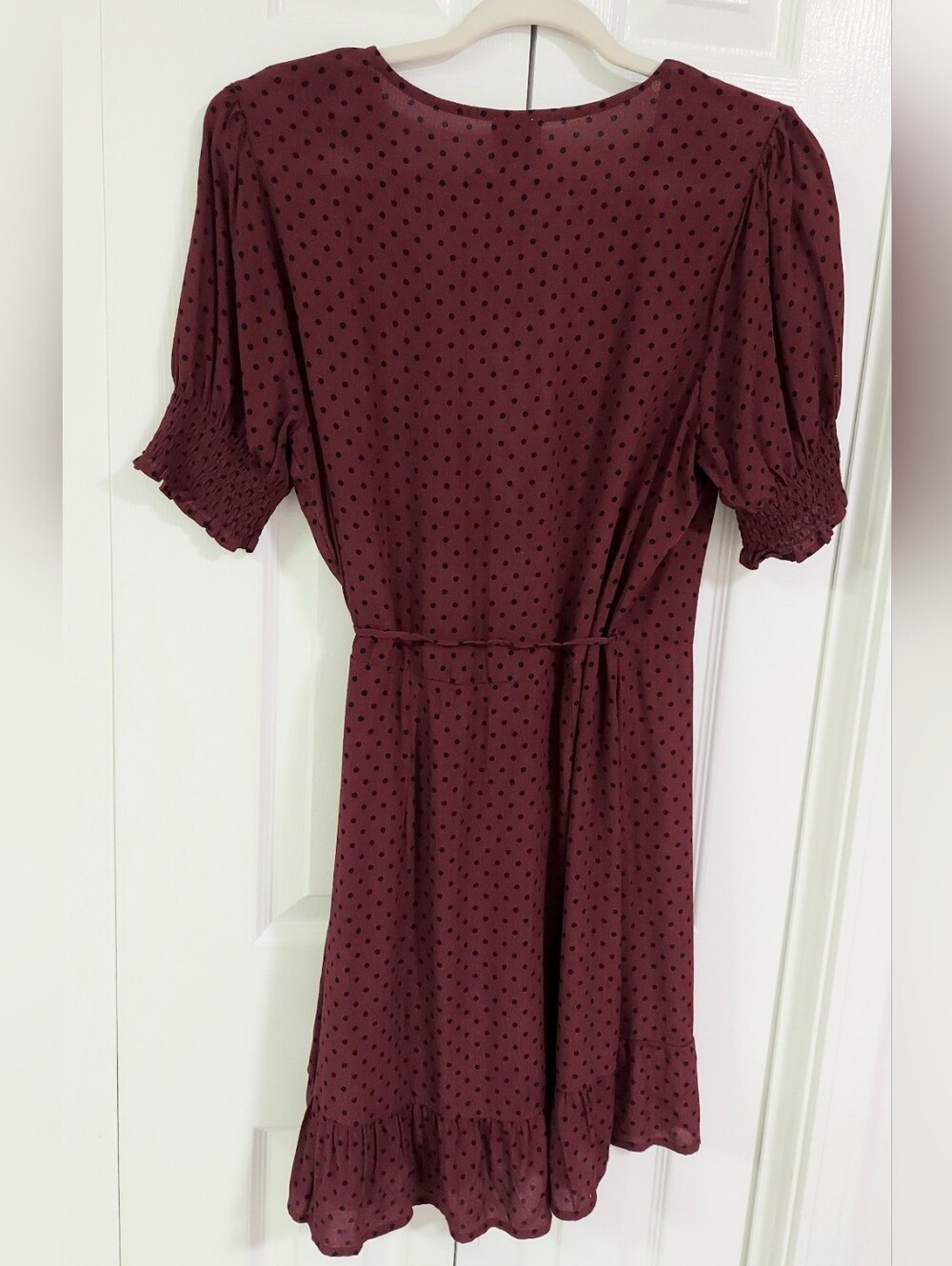 Blue Rain Wrap Dress, Size Large, Burgundy Polka-dot, Ruffle Hem - Picture 6 of 9